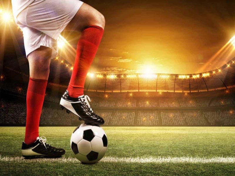 top 6 bookmakers that give money to play football for free