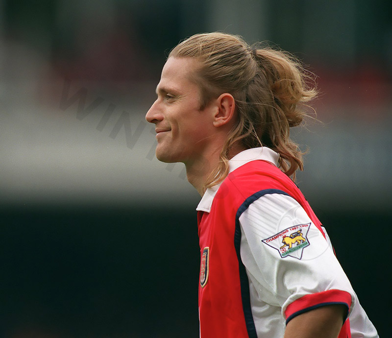 Few legendary long-haired superstars of the football world - E. Petit