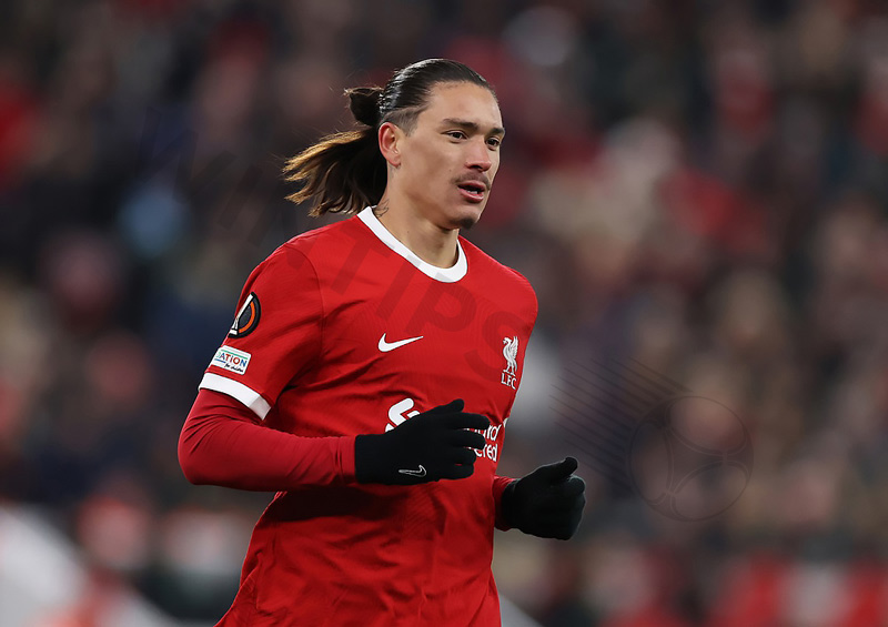 10 the most soccer players with long hair ever